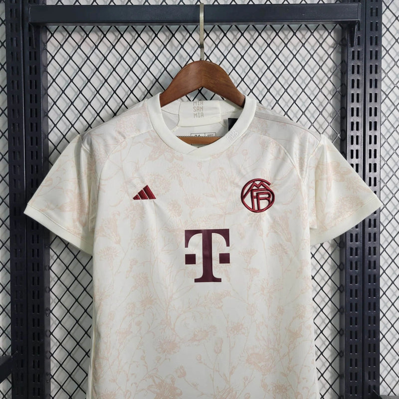 Kit Infantil Bayern III 23/24